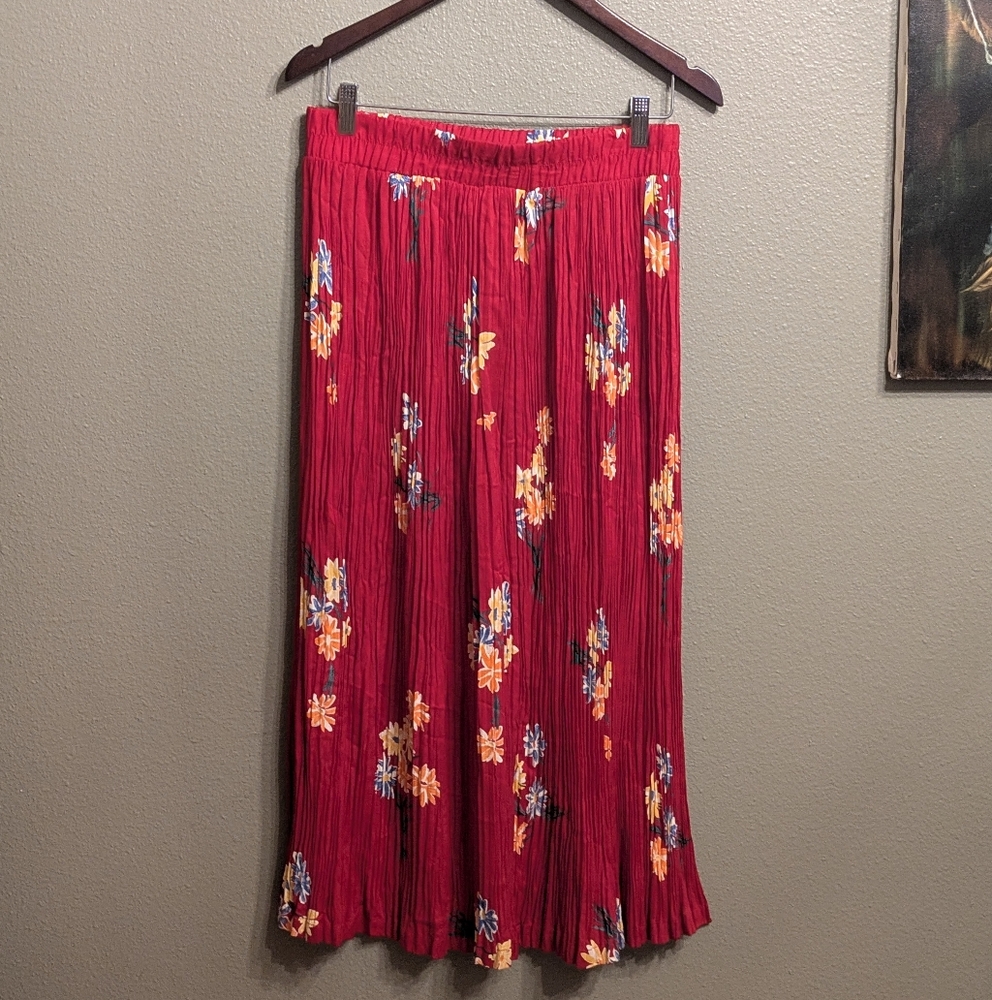 Vintage Floral Red Pleated Skirt Large